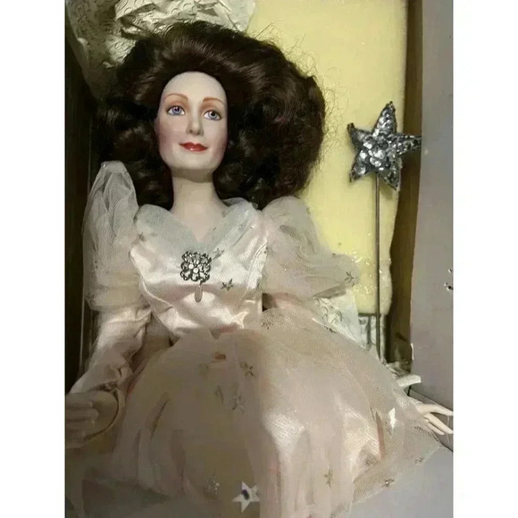 Franklin Mint Heirloom Glinda Porcelian Doll Wizard Of Oz With Papers - Picture 4 of 6